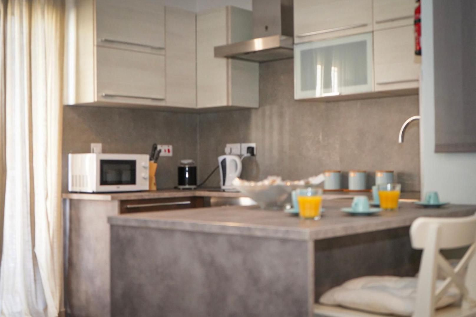 Comfort And Convenience Flat 4 Dad'S Court 세인트폴스베이 외부 사진